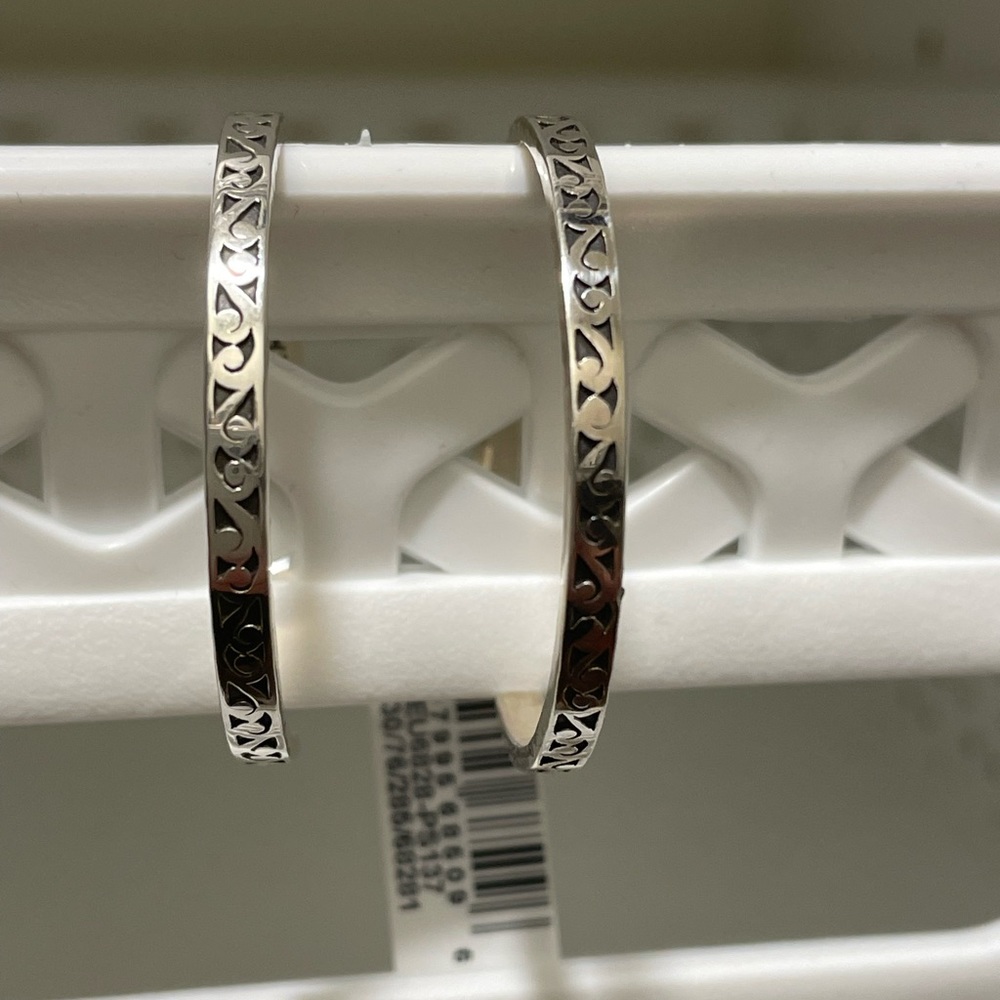 Lois Hill NWT Sterling Silver Hoop Earrings Absolutely Beautiful!